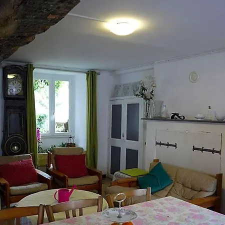 Les Miquelots B&B Pont-d'Ouilly